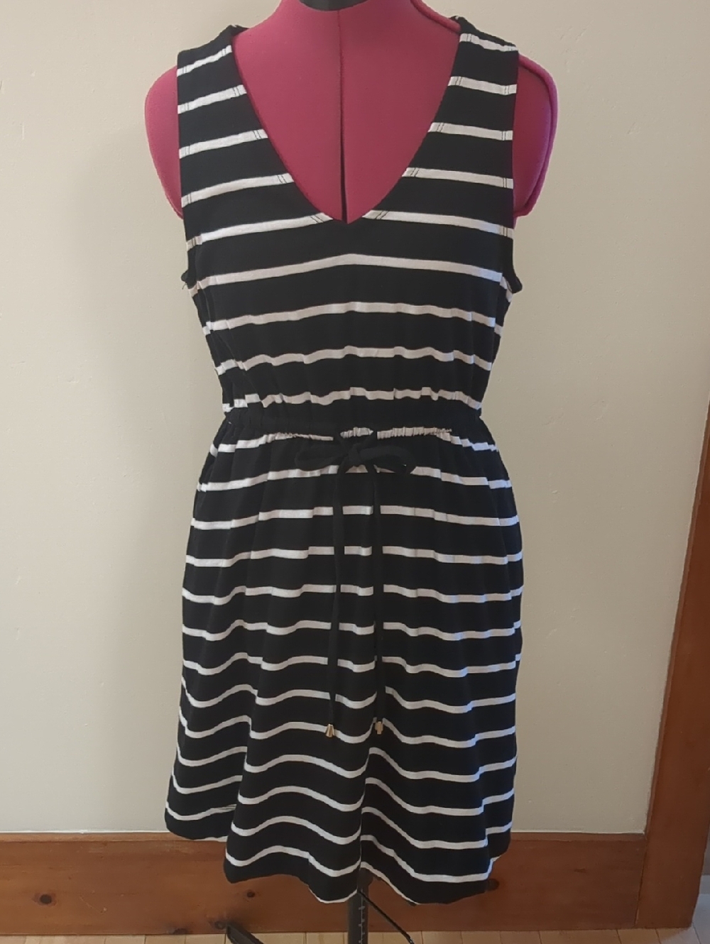 Loft NWT Elastic Tie Waist V-neck No Sleeve Striped Cotton Dress SP